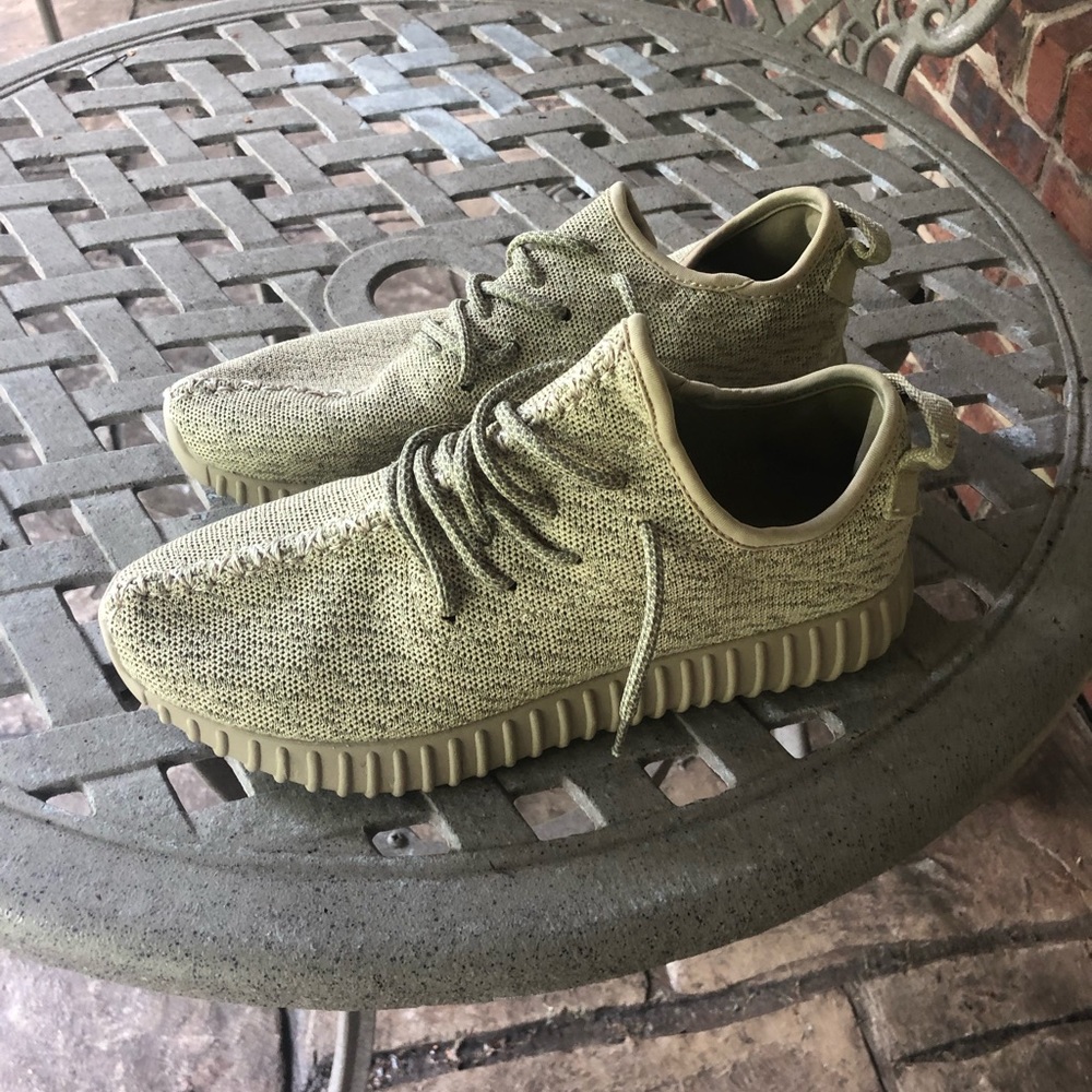 Beige Yeezys (off brand)